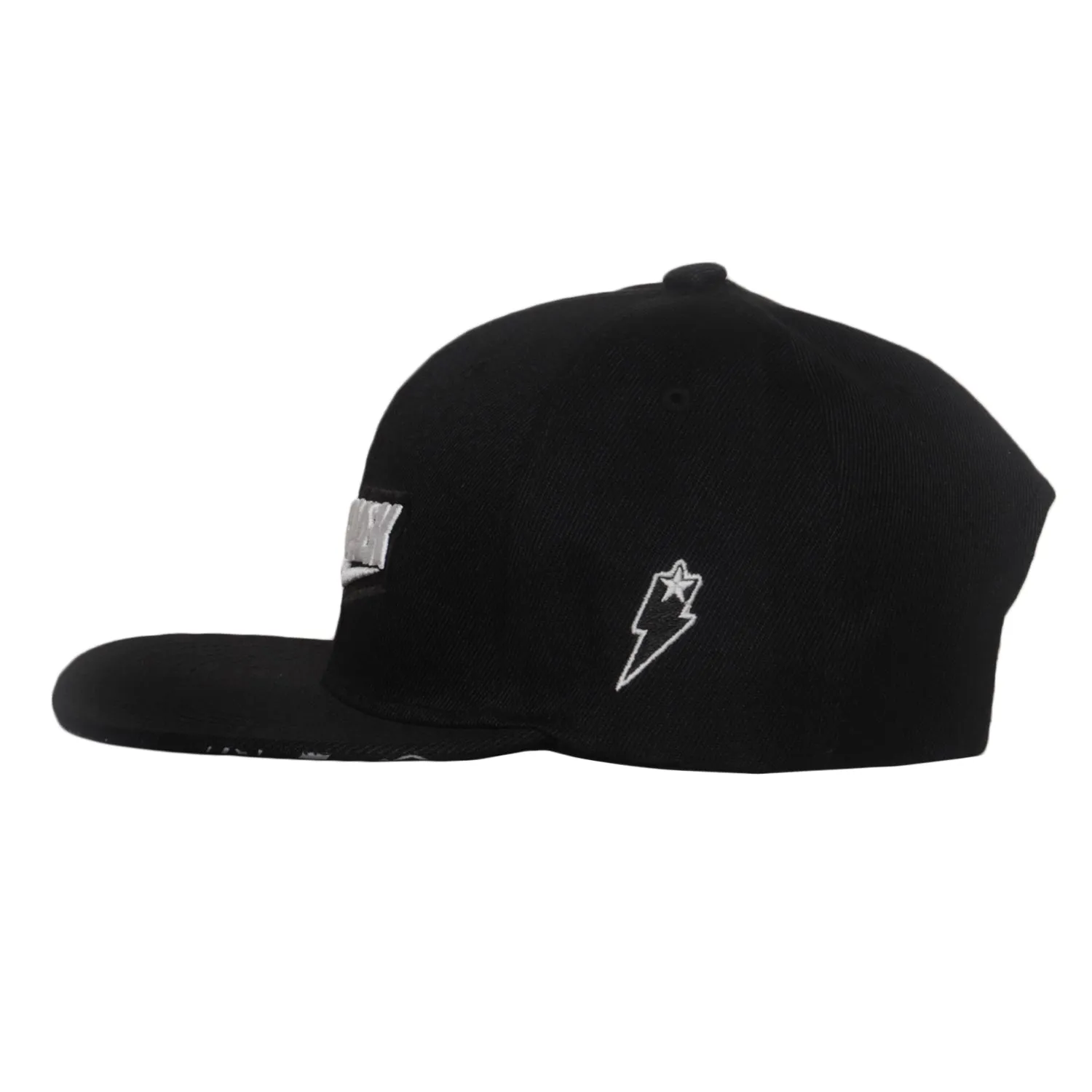 Classic Veker Snapback Black