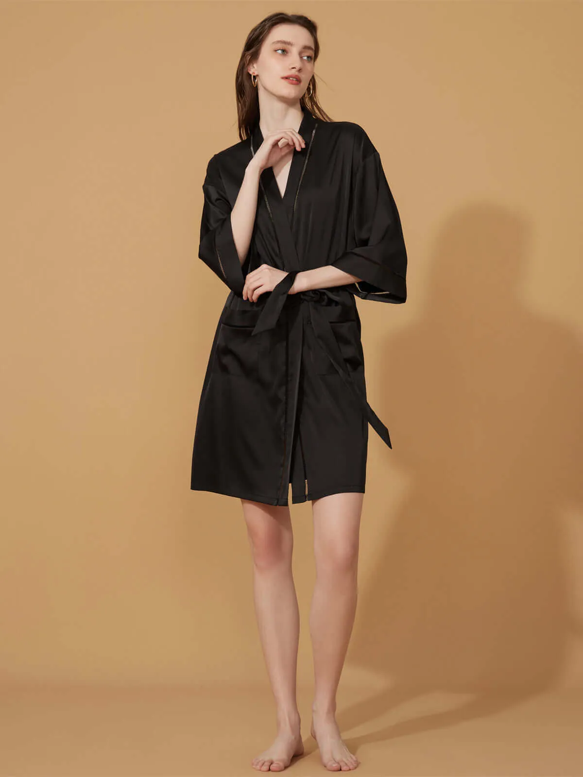 Elegant Hollow Out Detail Short Robe with Pockets