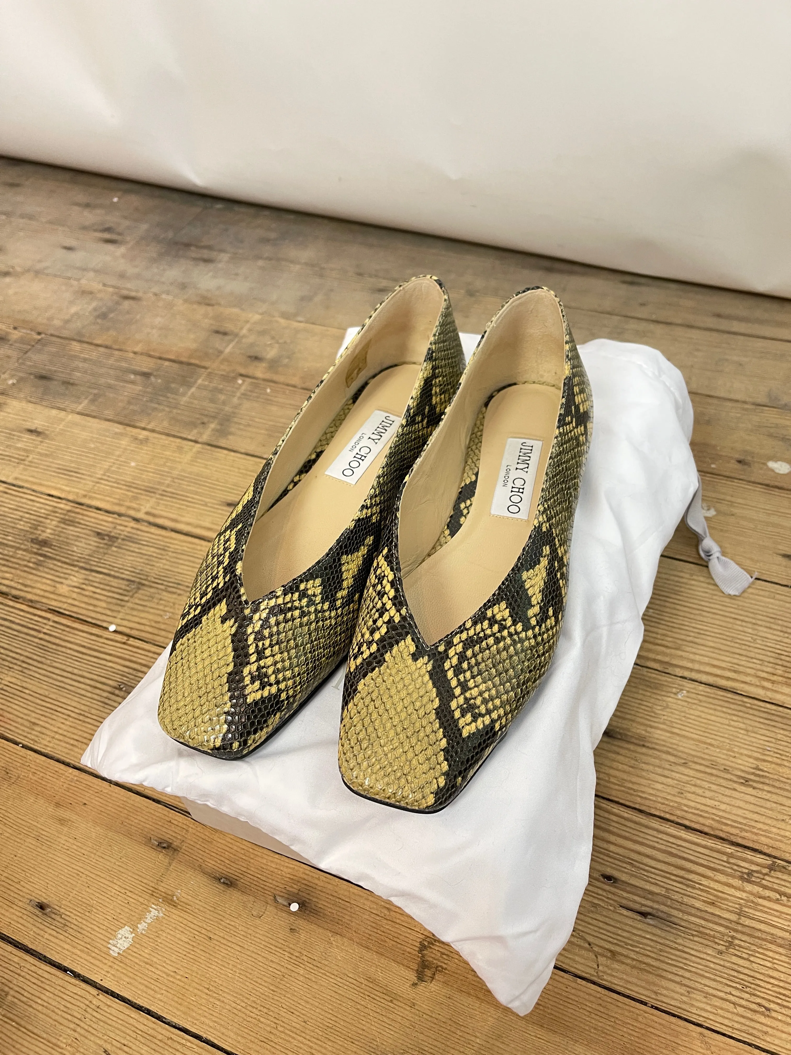 Jimmy Choo Juelle Flat (36.5)