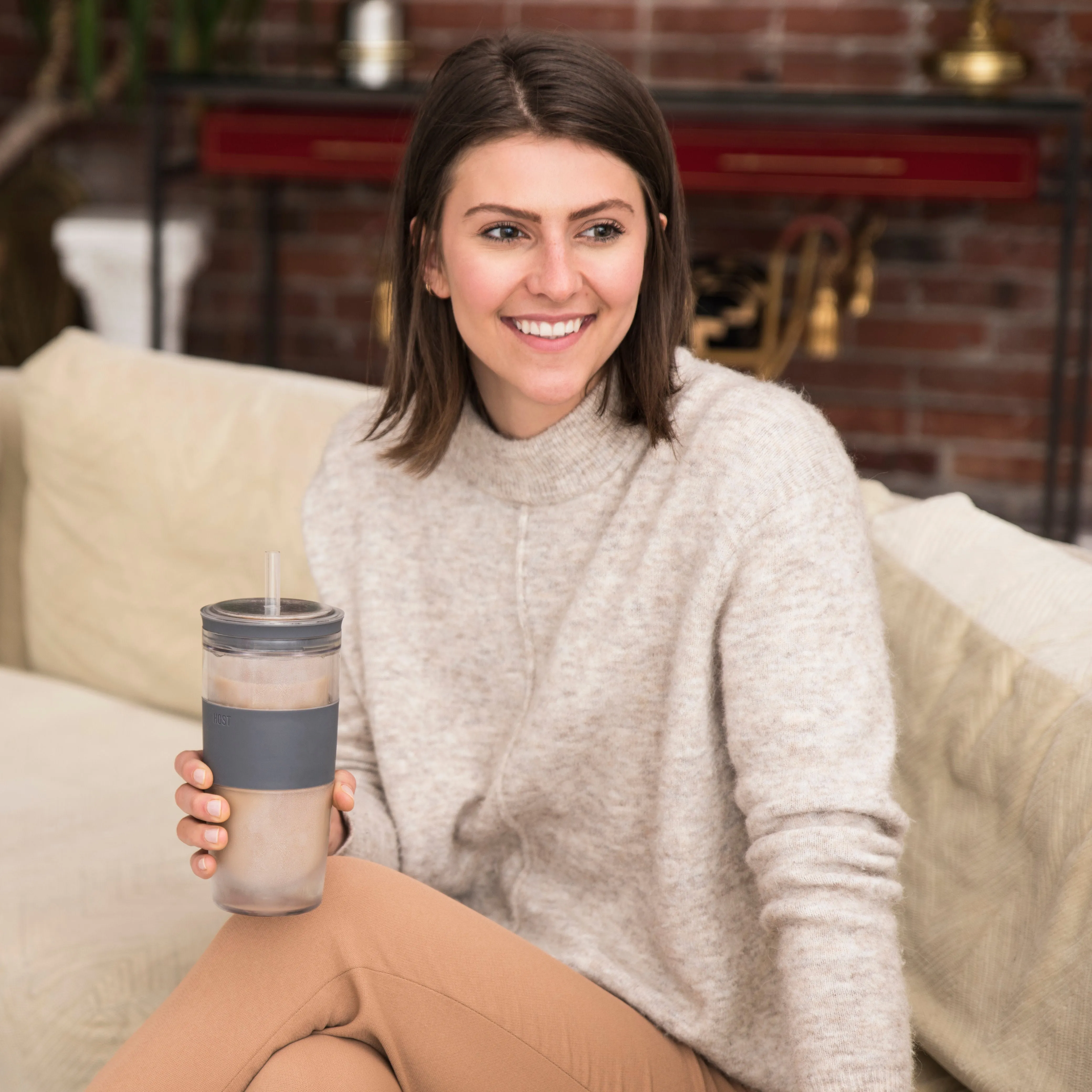 Tumbler FREEZE™ Cooling Cup in Grey with Lid and Straw