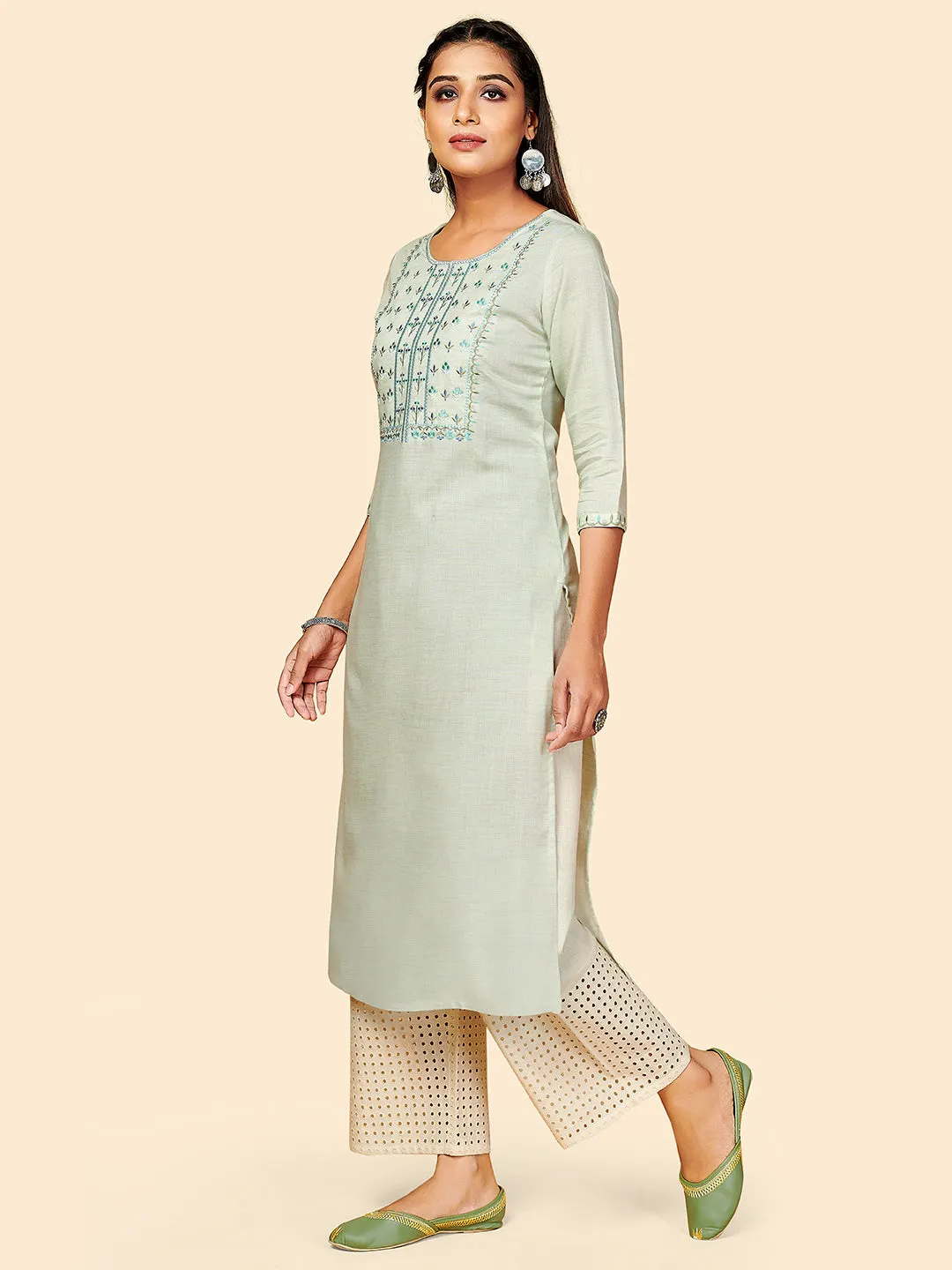 Women'S Embroidered Straight Rayon Light Grey Stitched Kurta