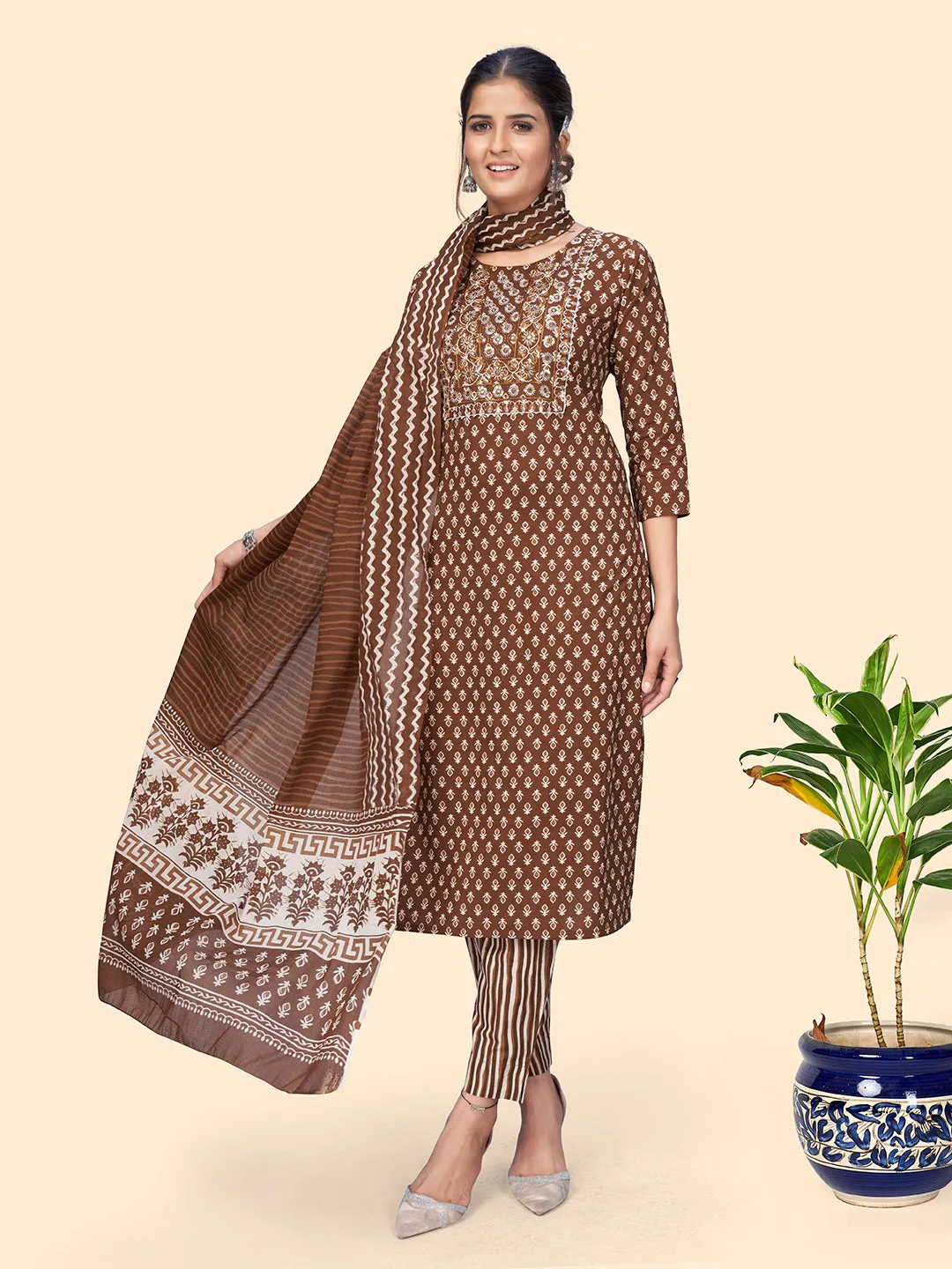 Women'S Print & Embroidered Straight Cotton Brown Stitched Kurta Pant With Dupatta