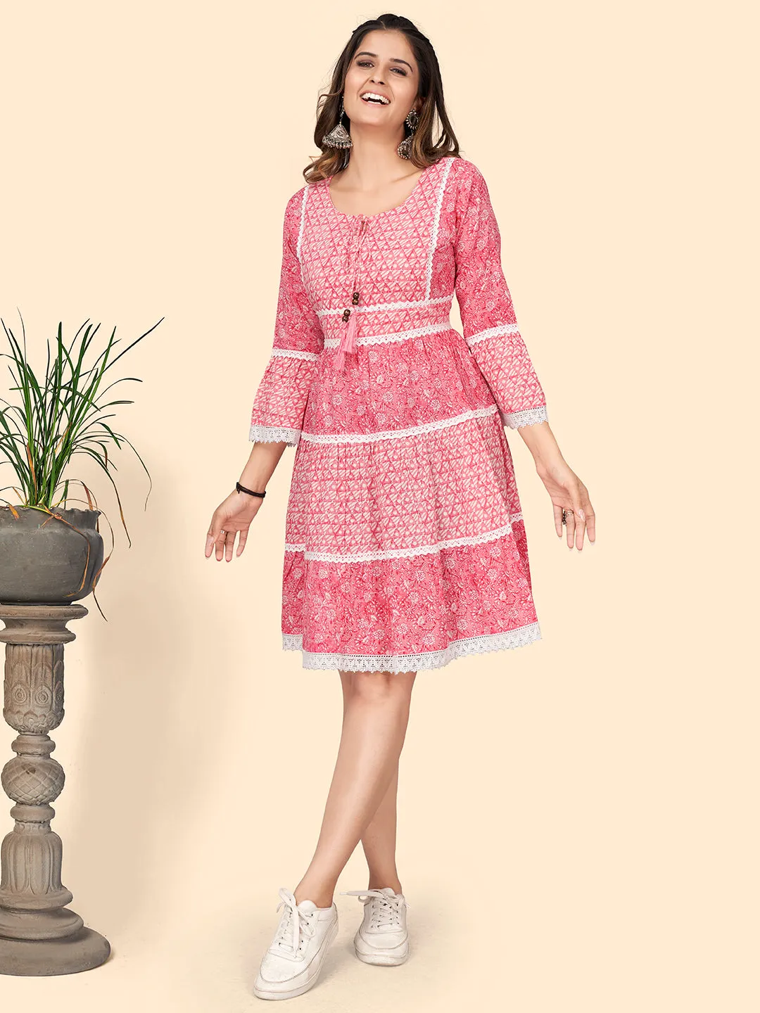 Women'S Print & Lace Work Flared Cotton Pink Stitched Dress